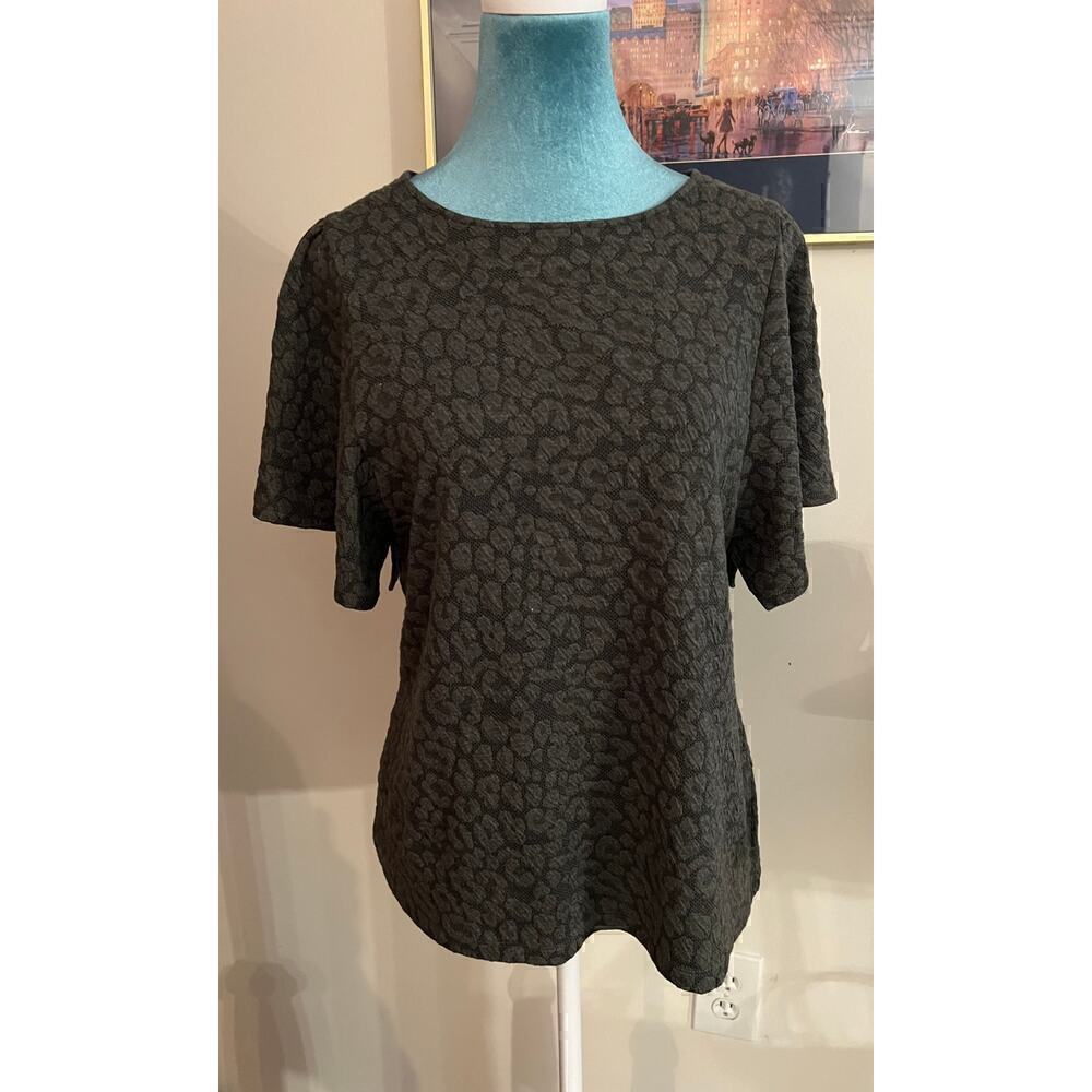 Gray Top with animal print  from Rose + Olive